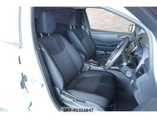 Nissan LEAF 2022-01 8659824-5