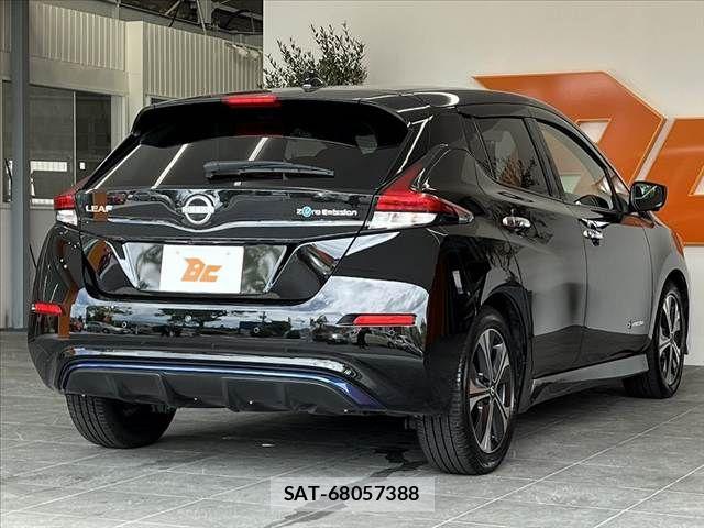 Nissan LEAF 2021-10 8659819-14