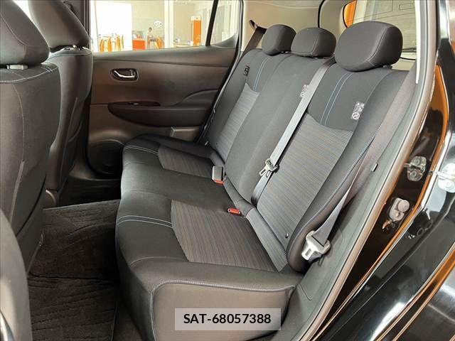 Nissan LEAF 2021-10 8659819-18