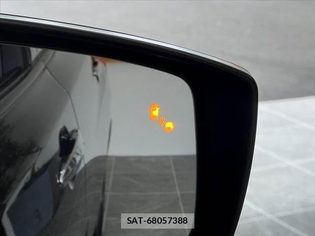 Nissan LEAF 2021-10 8659819-6