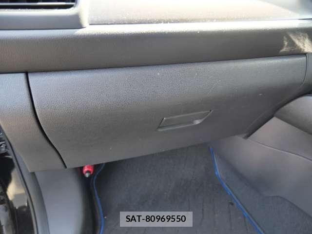 Nissan LEAF 2019-06 8659826-18