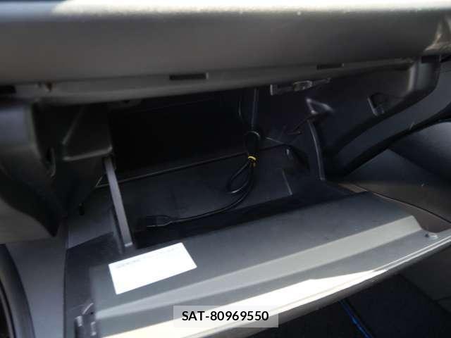Nissan LEAF 2019-06 8659826-19