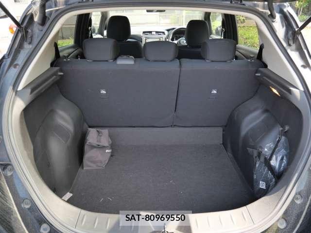 Nissan LEAF 2019-06 8659826-21