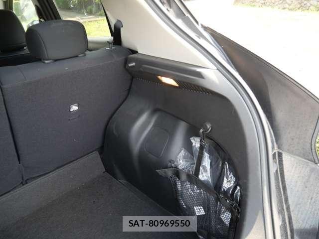 Nissan LEAF 2019-06 8659826-23