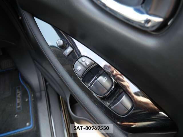 Nissan LEAF 2019-06 8659826-24