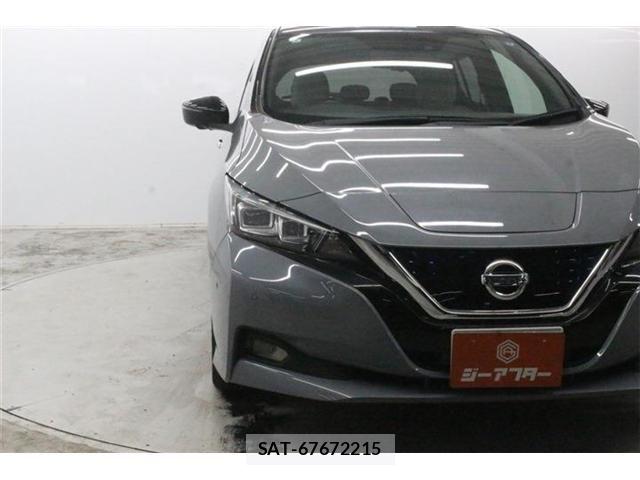 Nissan LEAF 2020-02 8666363-11