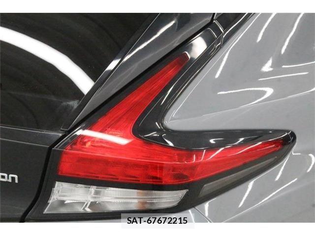 Nissan LEAF 2020-02 8666363-19