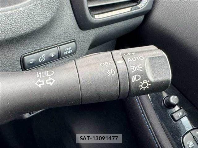Nissan LEAF 2017-10 8666364-23