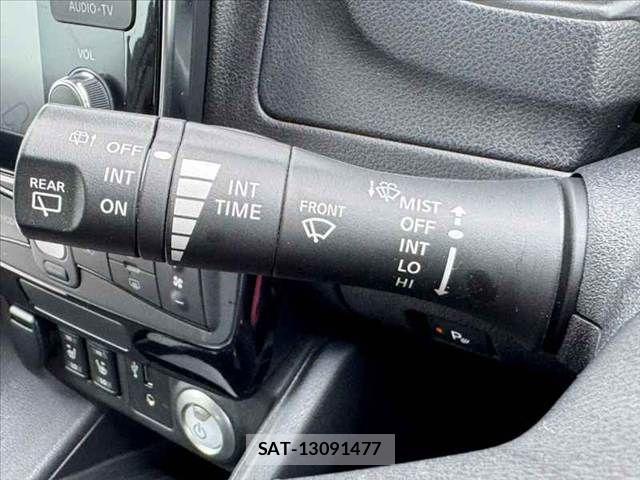 Nissan LEAF 2017-10 8666364-24