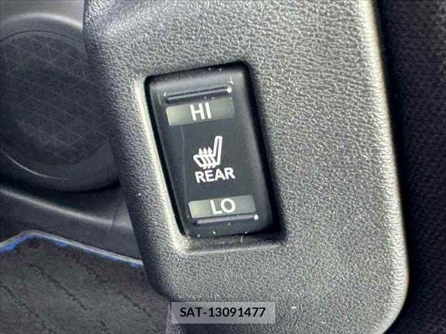 Nissan LEAF 2017-10 8666364-27
