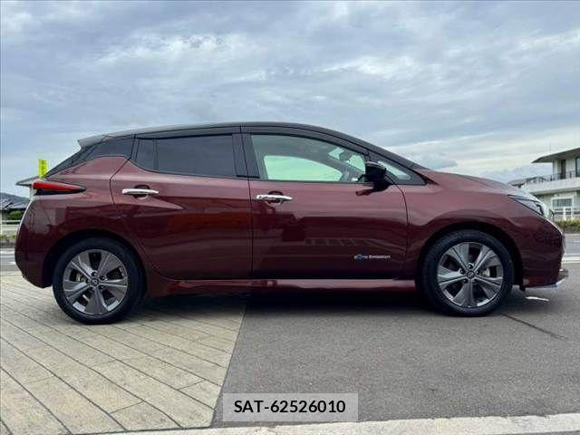 Nissan LEAF 2021-06 8659814-11