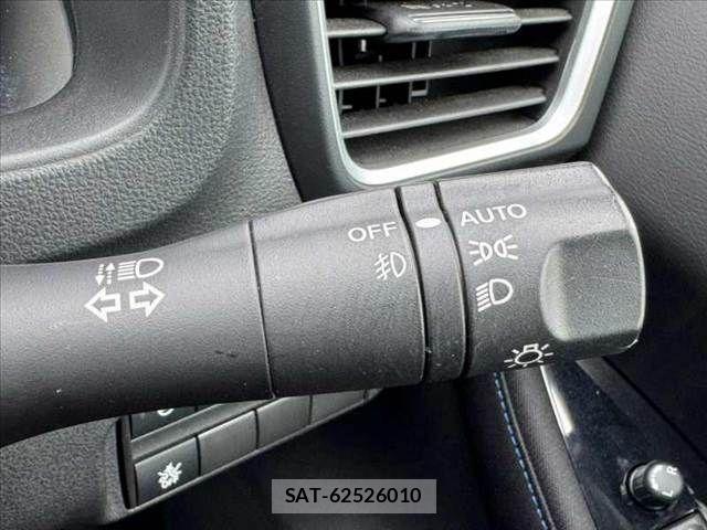 Nissan LEAF 2021-06 8659814-22