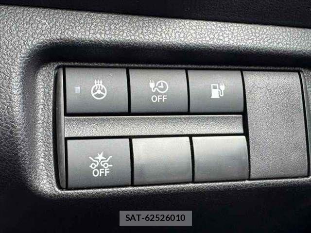 Nissan LEAF 2021-06 8659814-24