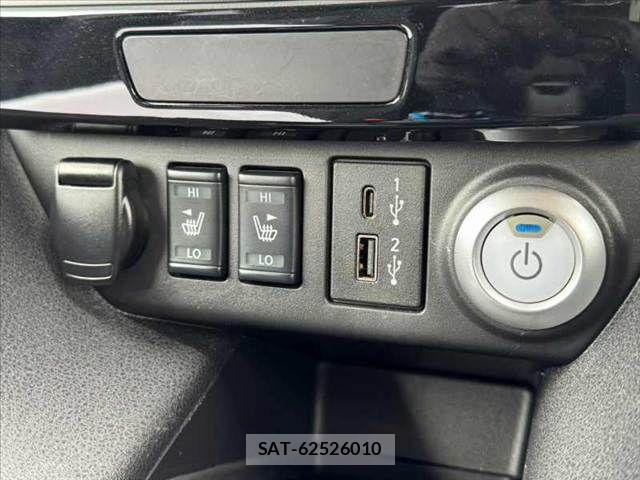 Nissan LEAF 2021-06 8659814-5