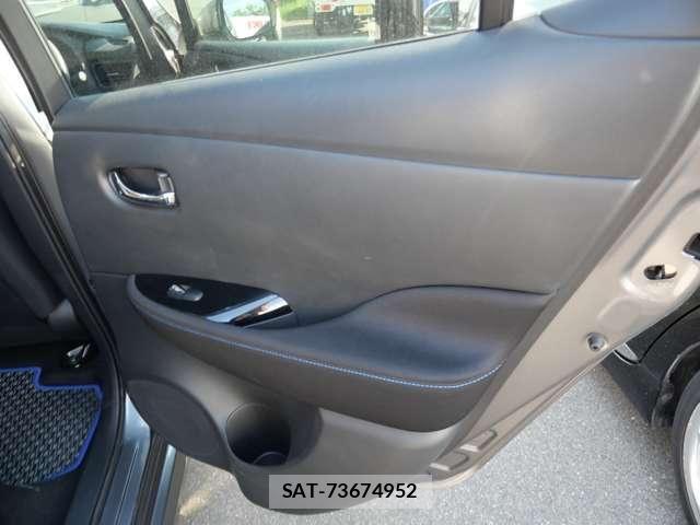 Nissan LEAF 2022-02 8685811-11