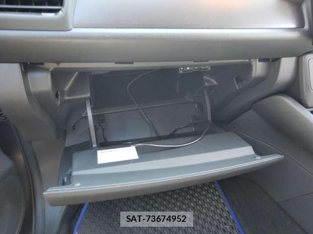 Nissan LEAF 2022-02 8685811-19