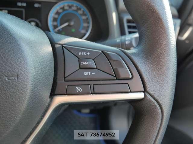 Nissan LEAF 2022-02 8685811-29