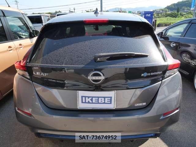 Nissan LEAF 2022-02 8685811-5