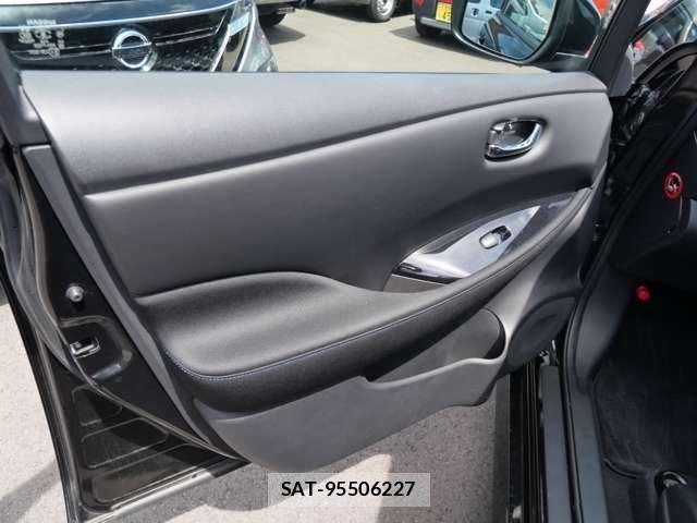 Nissan LEAF 2022-07 8685809-12