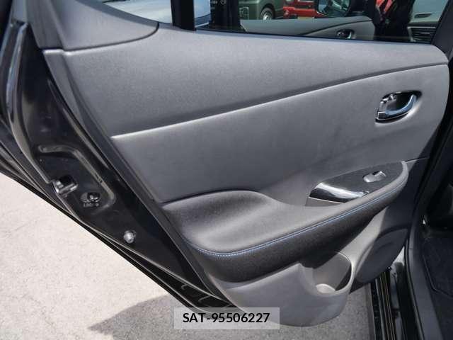 Nissan LEAF 2022-07 8685809-13
