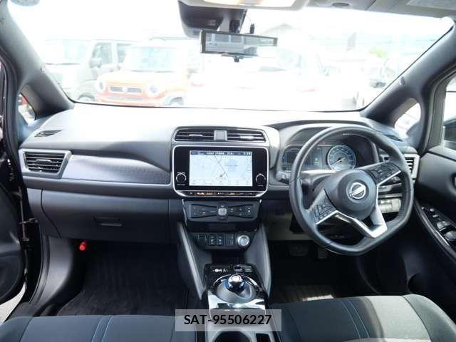 Nissan LEAF 2022-07 8685809-15