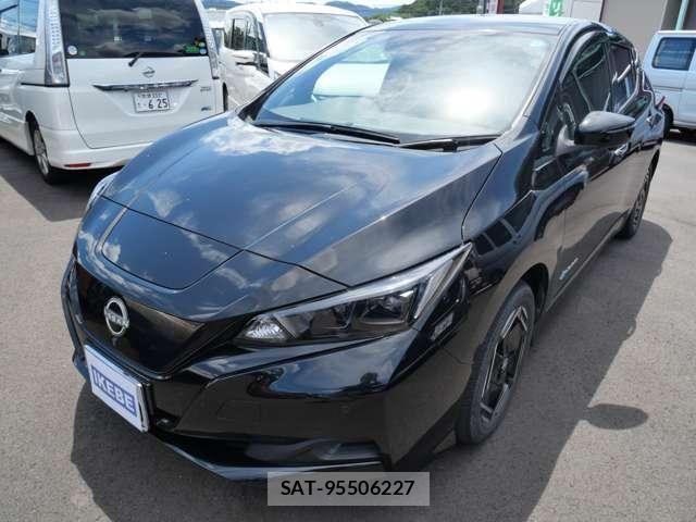 Nissan LEAF 2022-07 8685809-1