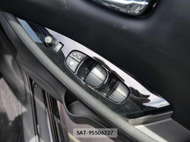 Nissan LEAF 2022-07 8685809-24