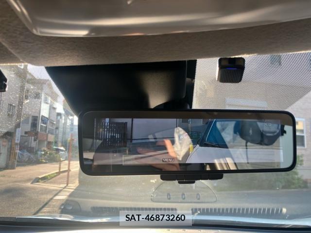 Nissan LEAF 2019-06 8685812-14