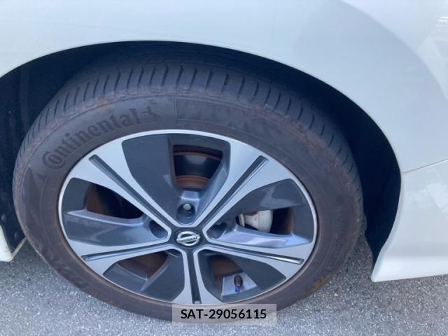 Nissan LEAF 2020-02 8685813-9