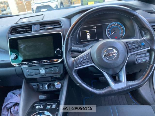 Nissan LEAF 2020-02 8685813-13