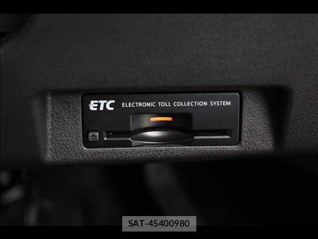 Nissan LEAF 2019-05 8685810-15