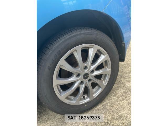 Nissan LEAF 2013-10 8743275-8
