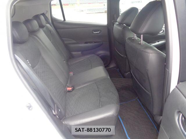 Nissan LEAF 2023-12 8743253-10