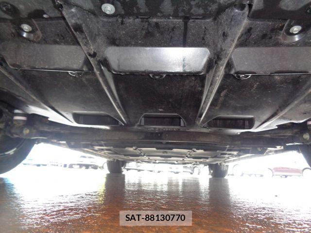 Nissan LEAF 2023-12 8743253-29