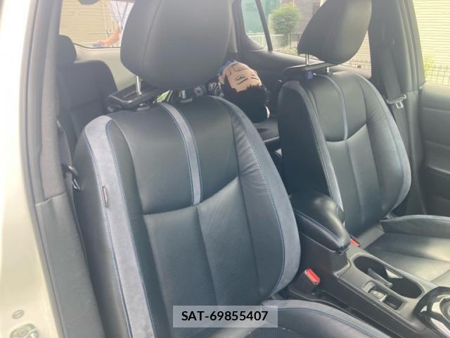 Nissan LEAF 2017-12 8743273-9