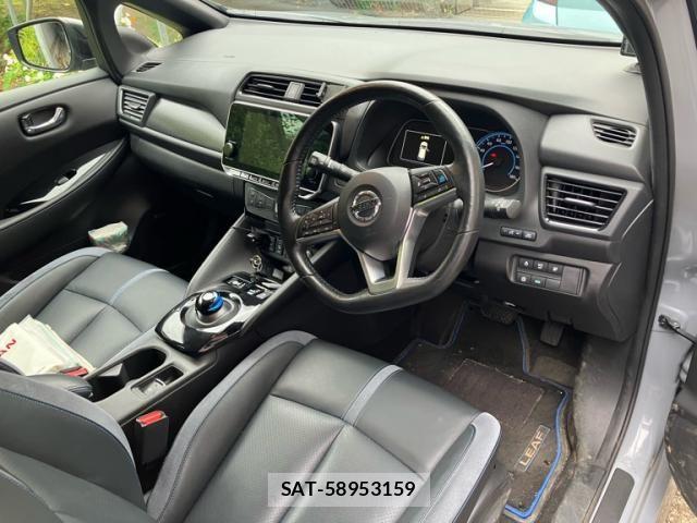 Nissan LEAF 2020-02 8743256-14