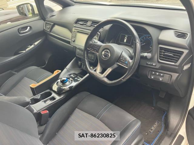 Nissan LEAF 2018-06 8743264-14