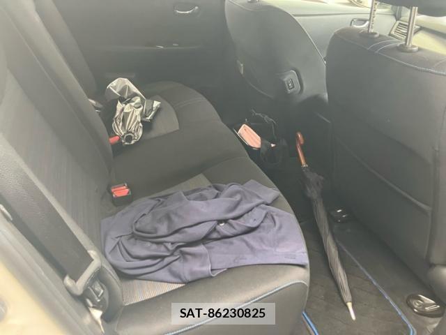 Nissan LEAF 2018-06 8743264-18