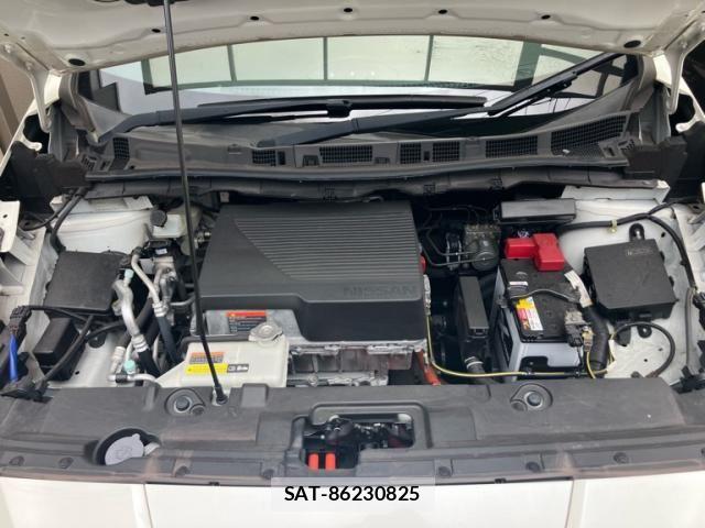 Nissan LEAF 2018-06 8743264-24