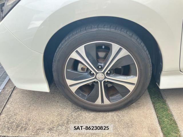 Nissan LEAF 2018-06 8743264-6
