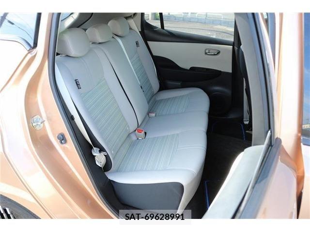 Nissan LEAF 2022-11 8743258-15