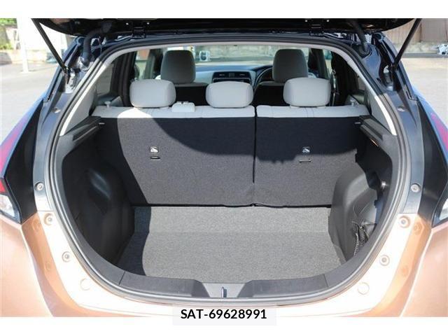 Nissan LEAF 2022-11 8743258-18