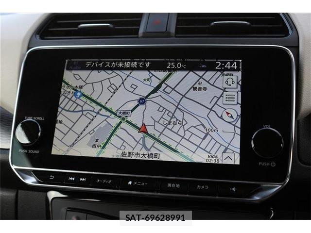 Nissan LEAF 2022-11 8743258-2