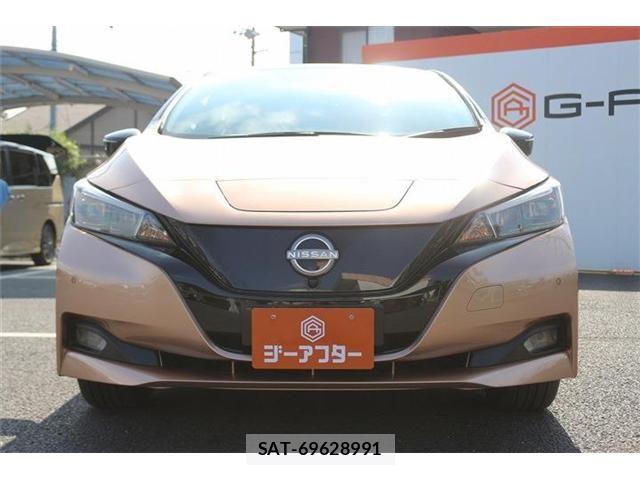 Nissan LEAF 2022-11 8743258-7