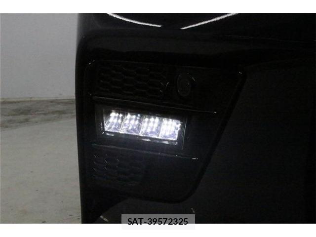 Nissan LEAF 2022-02 8743255-16