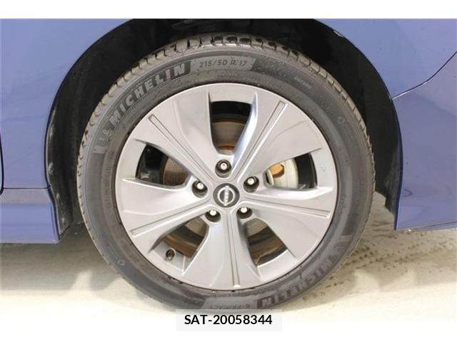 Nissan LEAF 2021-12 8743257-22