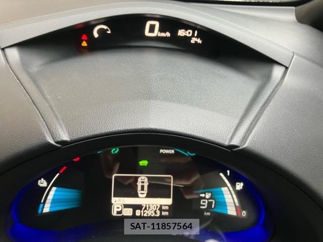 Nissan LEAF 2017-09 8743276-22