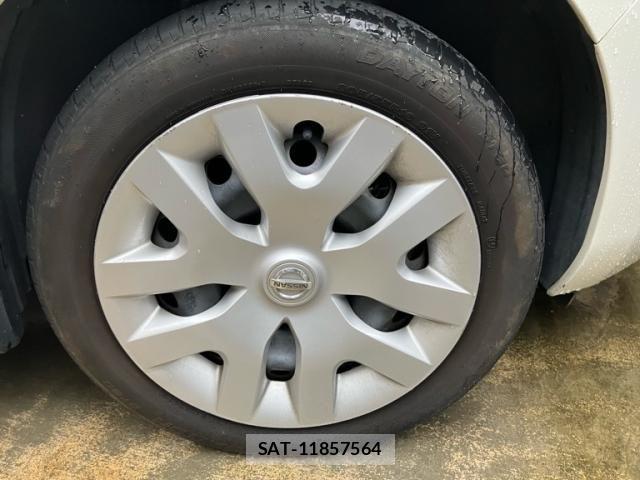 Nissan LEAF 2017-09 8743276-5