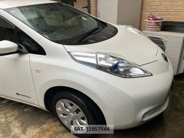 Nissan LEAF 2017-09 8743276-6