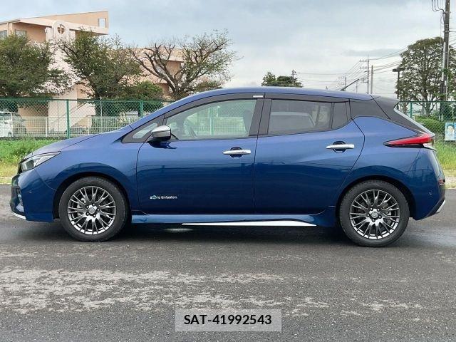 Nissan LEAF 2019-10 8743265-15